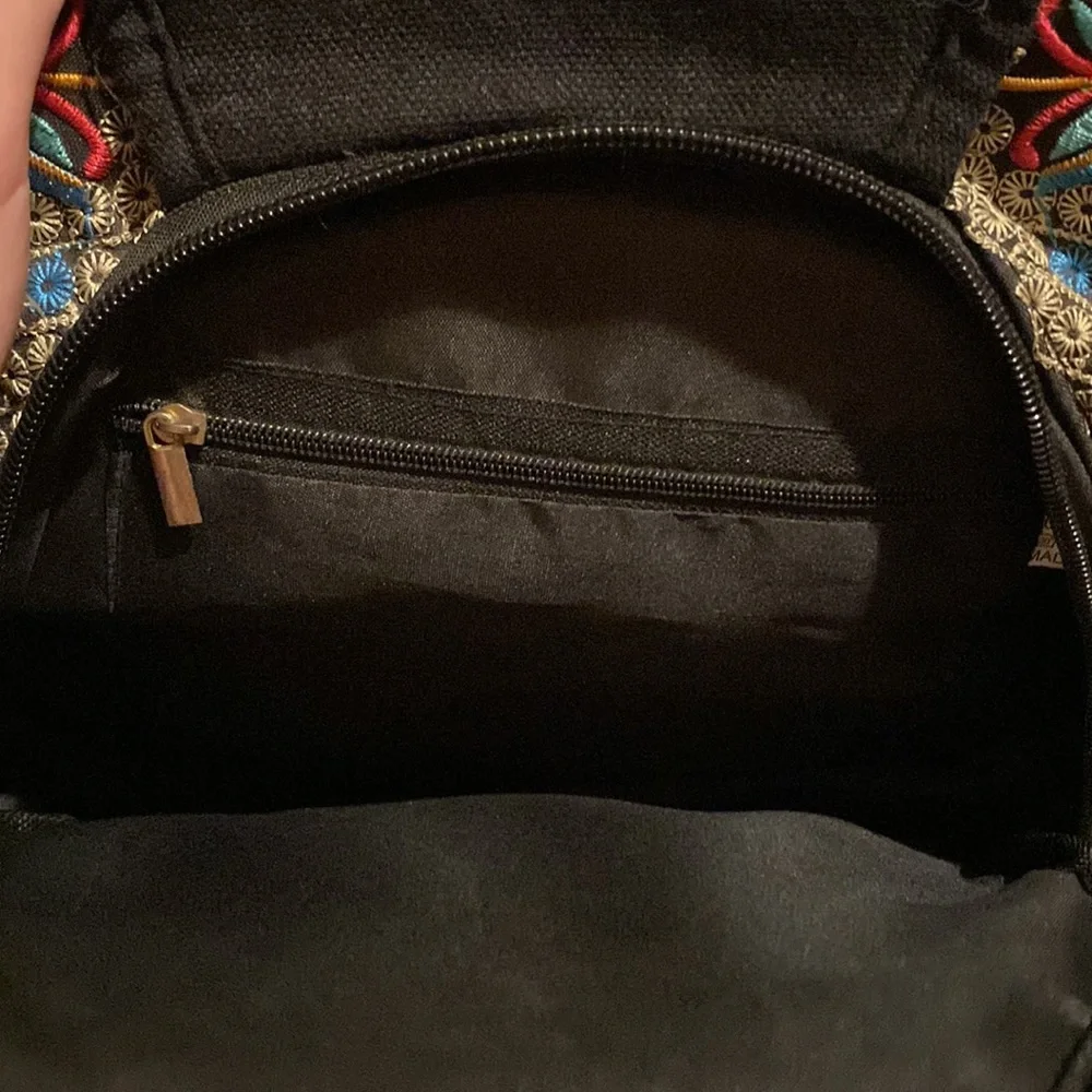 Mexican artesian backpack - Picture 4 of 6